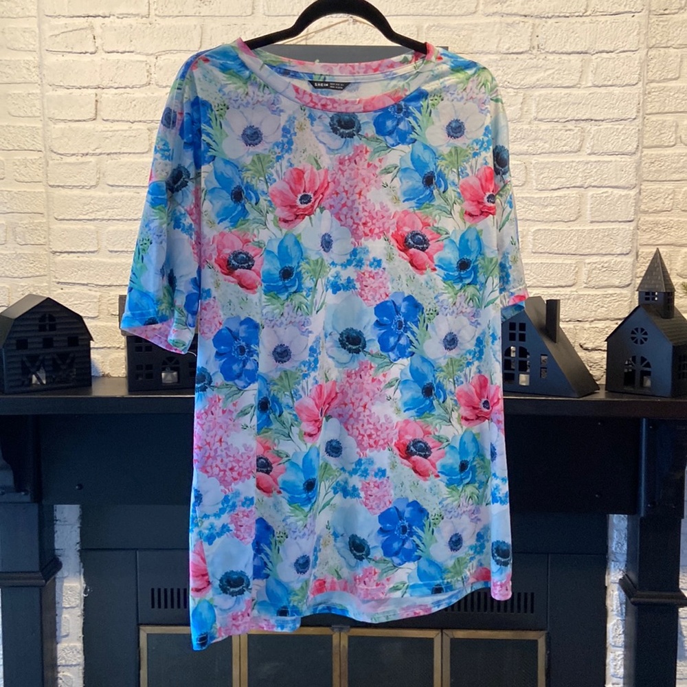 Floral Oversized Tee SHEIN size M